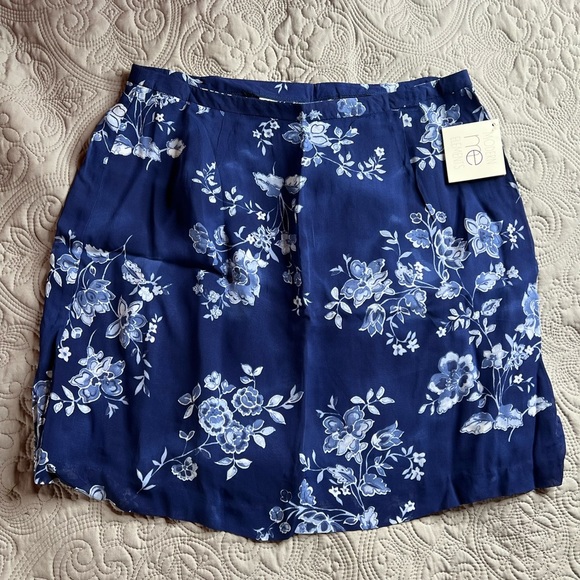 NEW Modern Elements floral mini skirt size 14petite - Picture 1 of 3